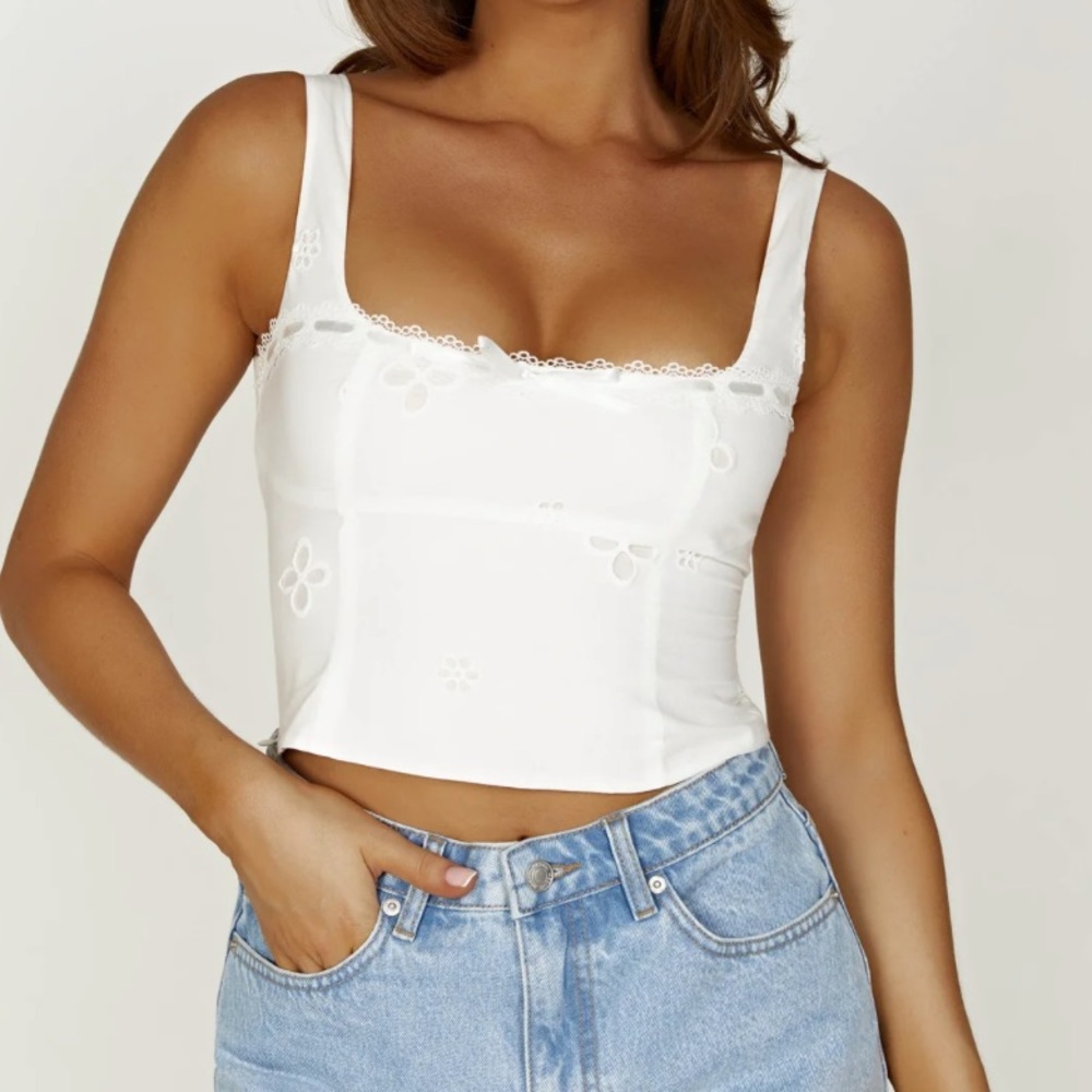 Meshki Melanie Cotton Anglaise Top - White
